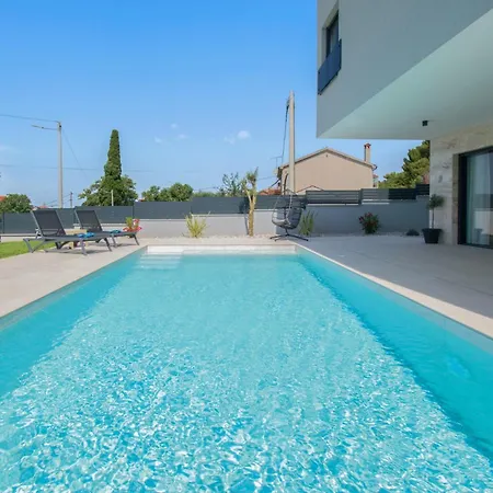 Vila Luxury Sabina With A View Of - By Istrabook *