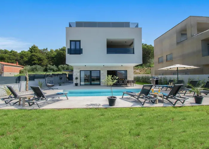 Βίλα Luxury Sabina With A View Of Πούλα