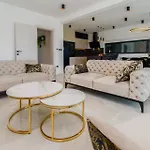 Villa Luxury Sabina With A View Of - By Istrabook