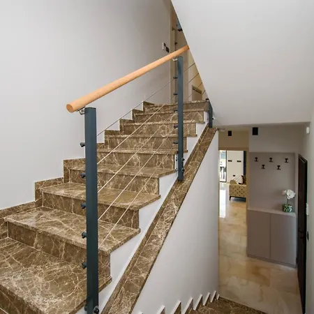 Luxury Sabina With A View Of Vila *