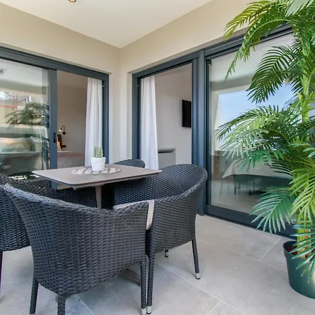 Vila Luxury Sabina With A View Of *