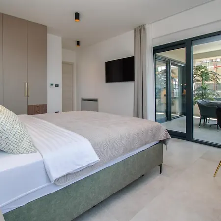 Luxury Sabina With A View Of